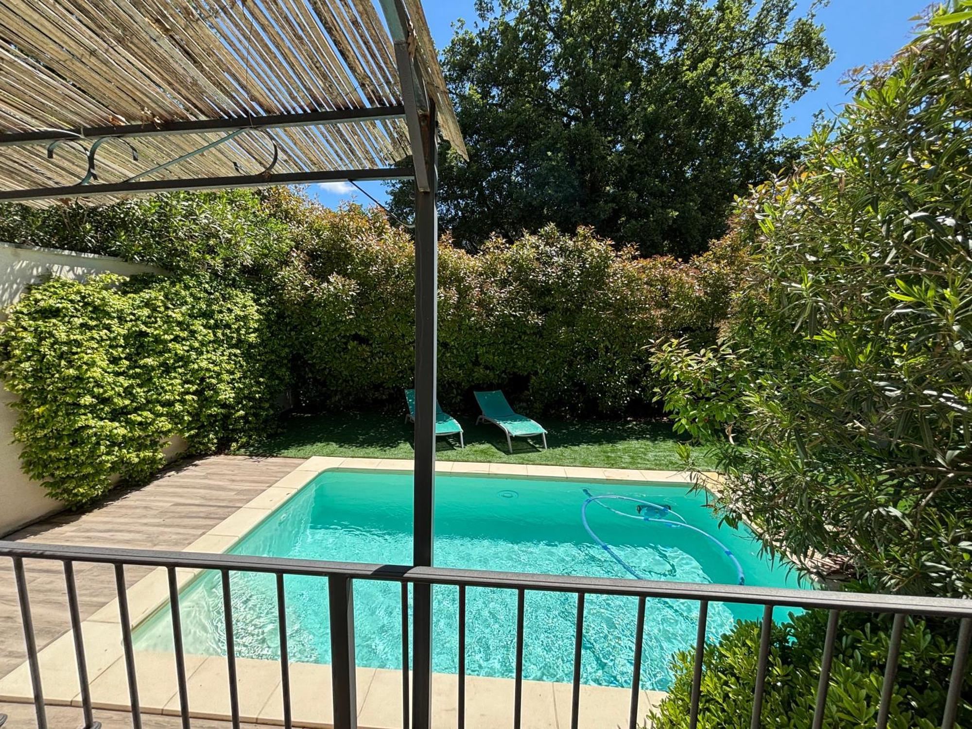 Les Jardins Du Castelas - Piscines, Jardins Et Spas Privatifs Uchaux Εξωτερικό φωτογραφία