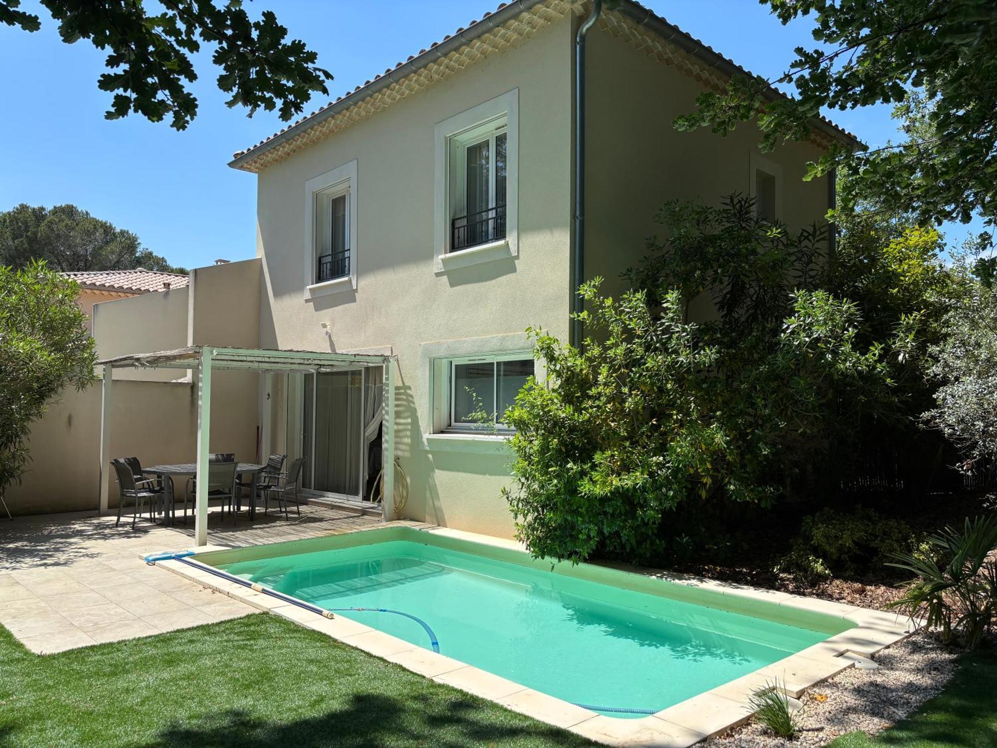 Les Jardins Du Castelas - Piscines, Jardins Et Spas Privatifs Uchaux Εξωτερικό φωτογραφία